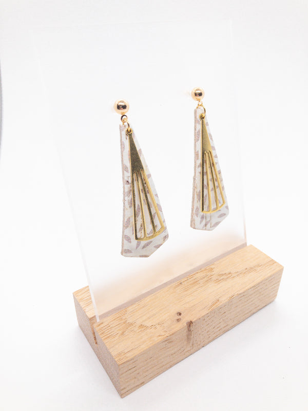 LONG DIAMOND CORK EARRINGS | WHITE MUM